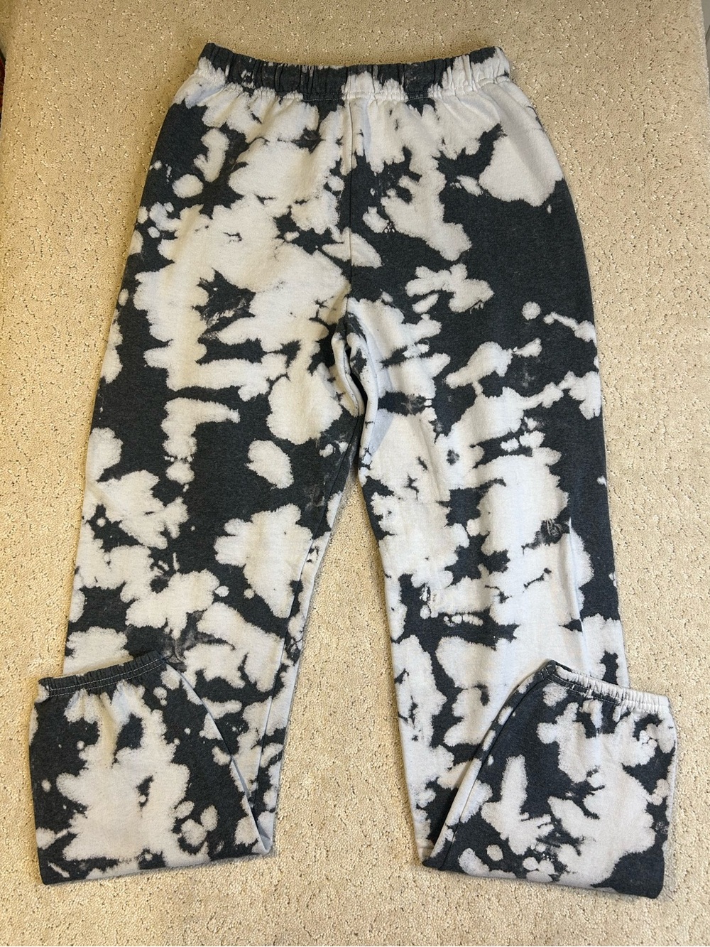 Urban Outfitters Renewal Remade Monochrome Tie-Dye Sweatpants Women’s L/XL(?)
